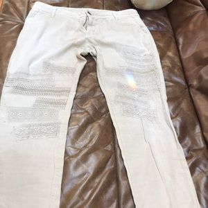 Linen jeans with lace